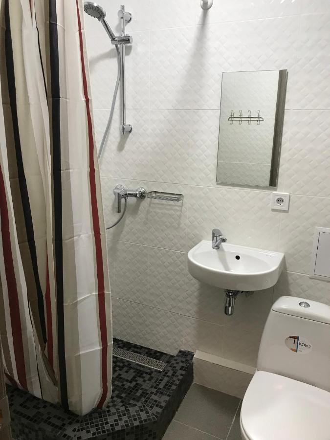 Киев Сдам Посуточно Ул Доброхотова 28 Daily Rent Kyiv St Dobrokhotova 28 아파트 외부 사진