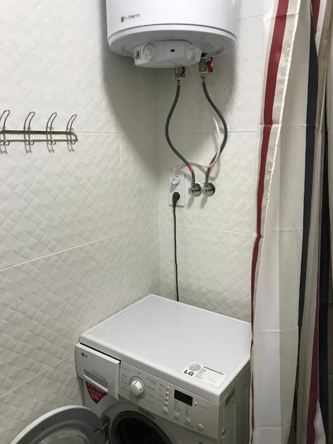Киев Сдам Посуточно Ул Доброхотова 28 Daily Rent Kyiv St Dobrokhotova 28 아파트 외부 사진