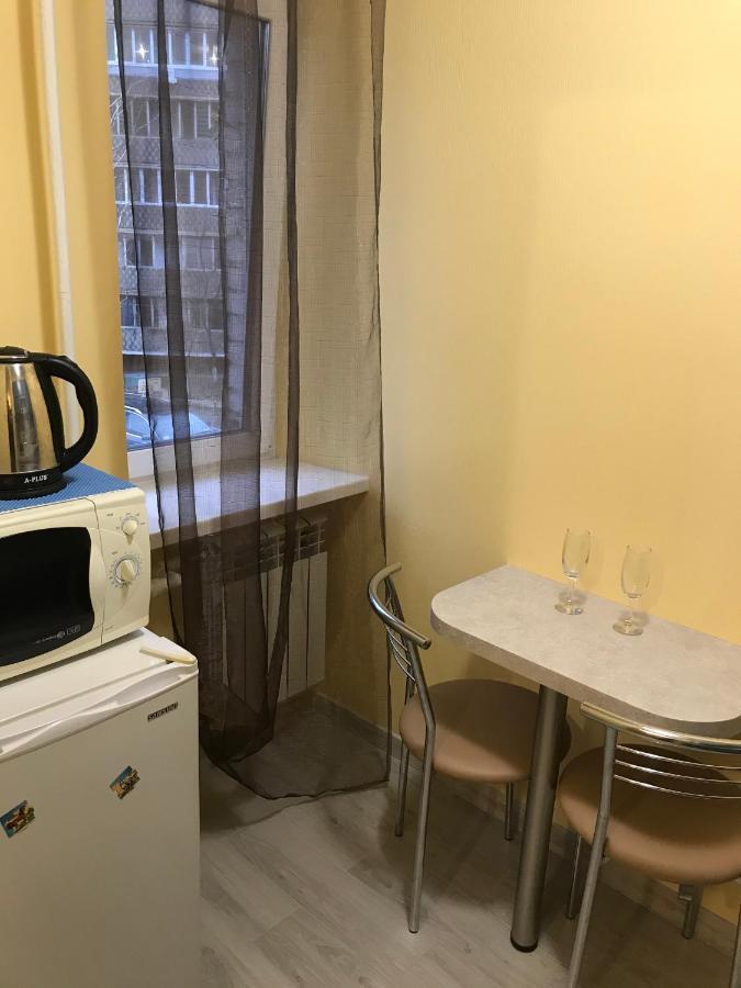 Киев Сдам Посуточно Ул Доброхотова 28 Daily Rent Kyiv St Dobrokhotova 28 아파트 외부 사진
